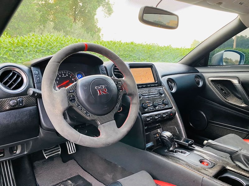 NISSAN GTR 2009