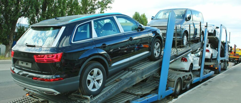 Ile trwa transport samochodu z Dubaju do Polski?