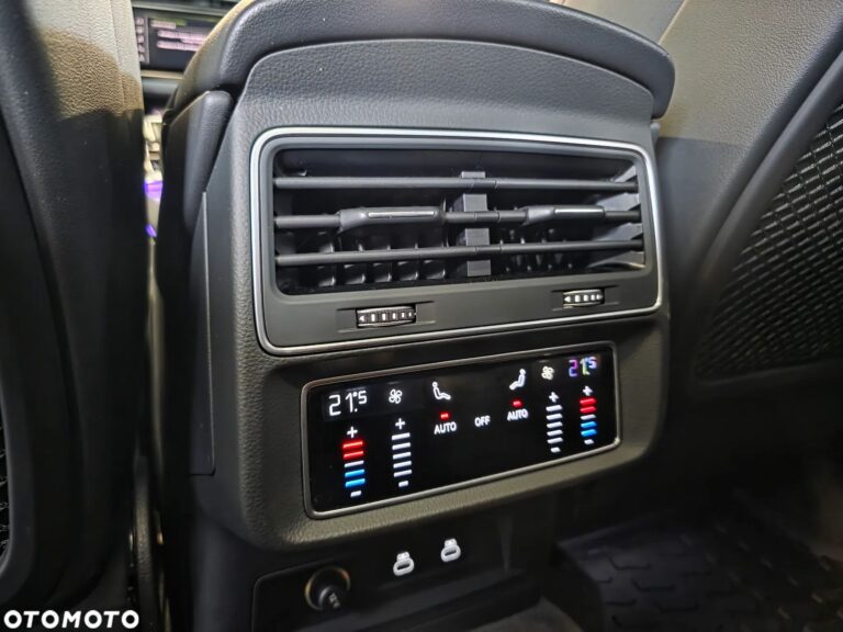 Audi Q8 50 TDI mHEV Quattro Black Edition Tiptronic — zdjęcie 23