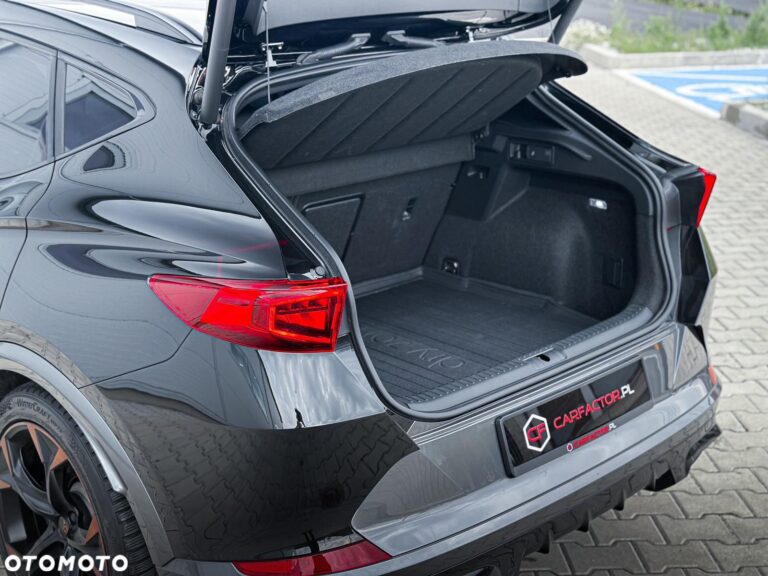 Cupra Formentor 2