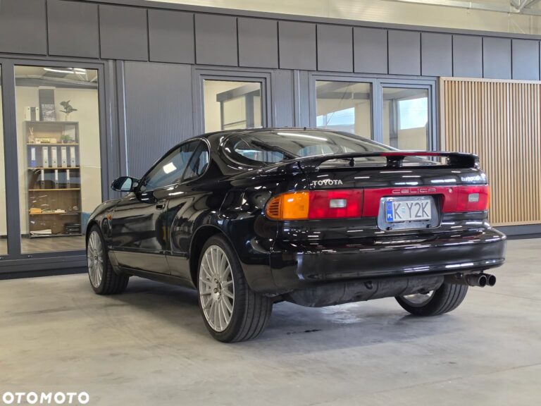 Toyota Celica — zdjęcie 4