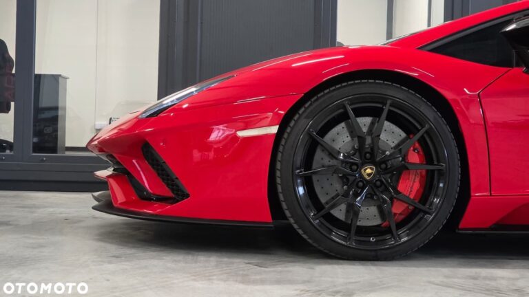 Lamborghini Aventador — zdjęcie 5