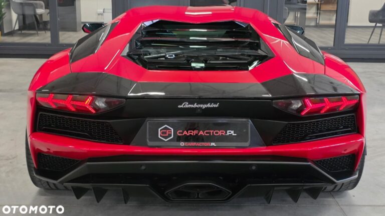 Lamborghini Aventador — zdjęcie 8