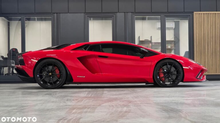 Lamborghini Aventador — zdjęcie 9