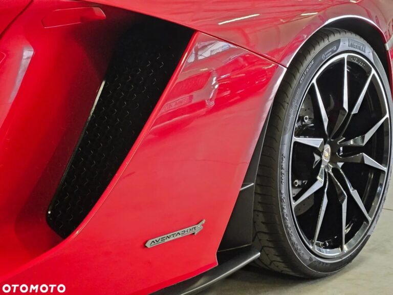 Lamborghini Aventador — zdjęcie 15
