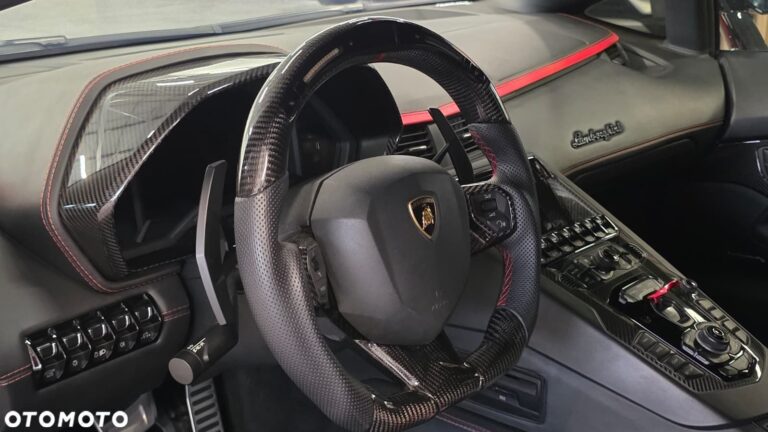Lamborghini Aventador — zdjęcie 19
