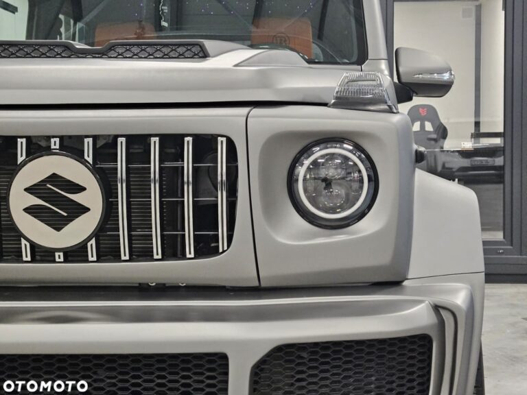 Suzuki Jimny 1