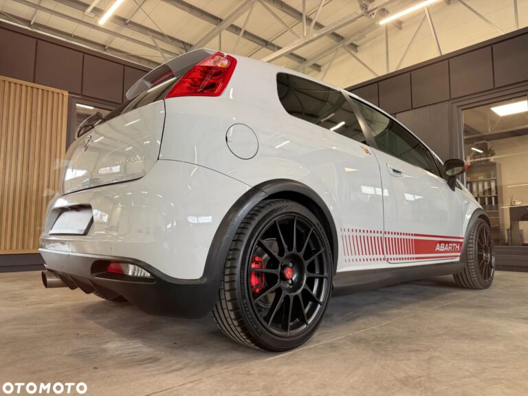 Abarth Grande Punto — zdjęcie 30