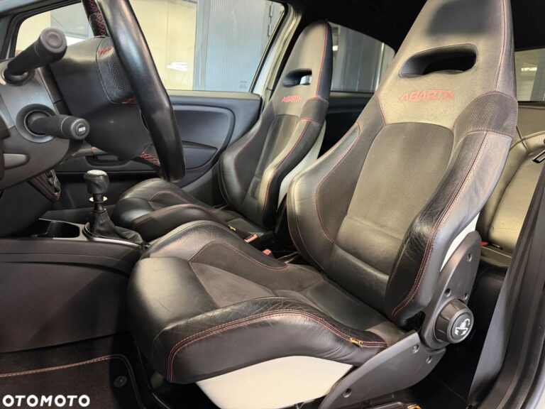 Abarth Grande Punto — zdjęcie 32