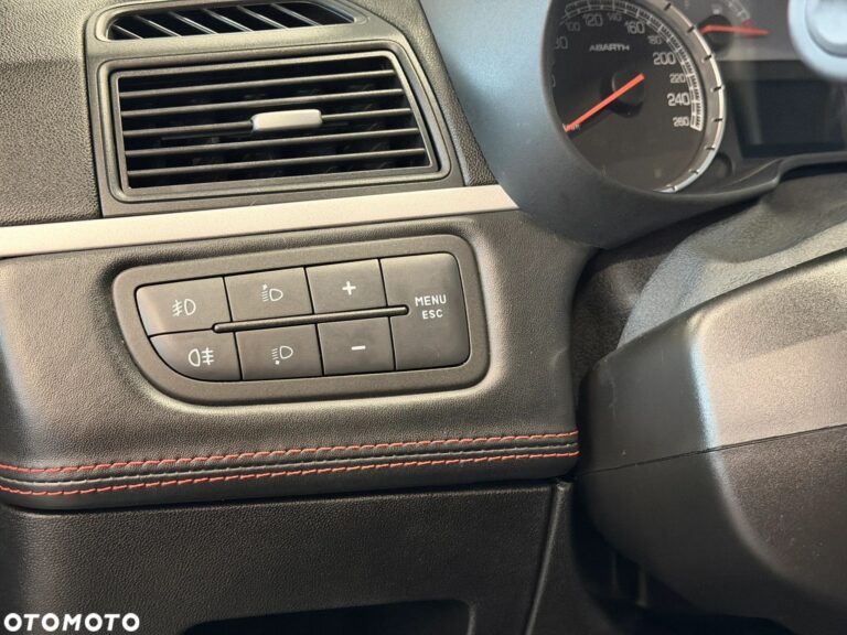 Abarth Grande Punto — zdjęcie 37