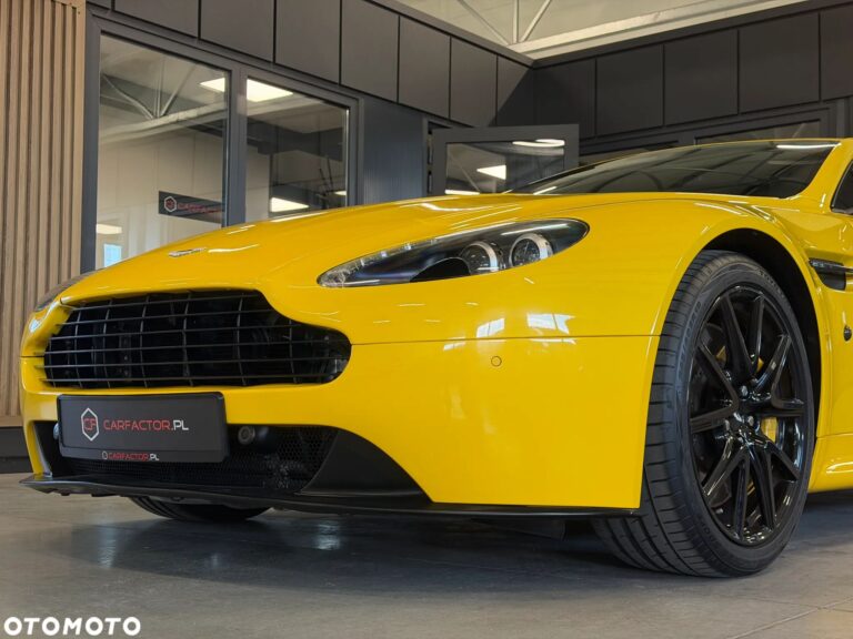 Aston Martin V8 Vantage — zdjęcie 10