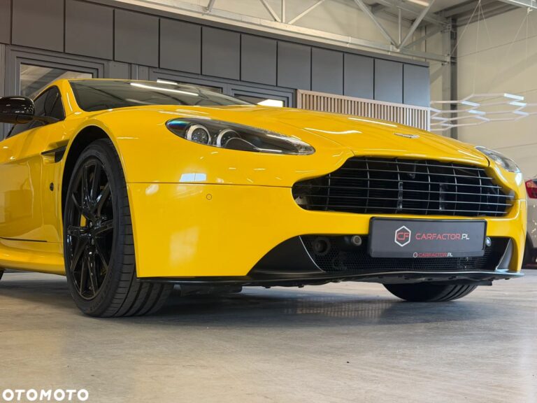 Aston Martin V8 Vantage — zdjęcie 12