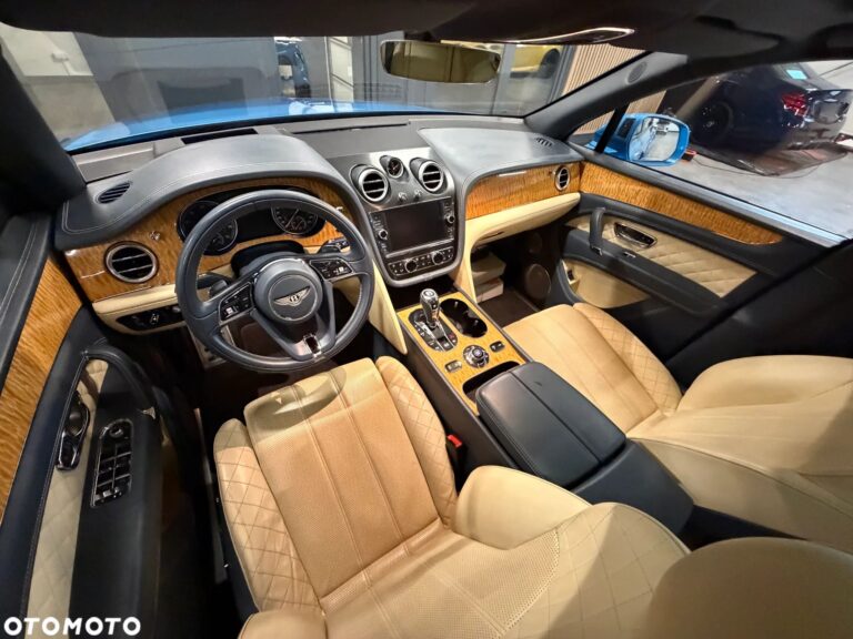 Bentley Bentayga W12 — zdjęcie 27
