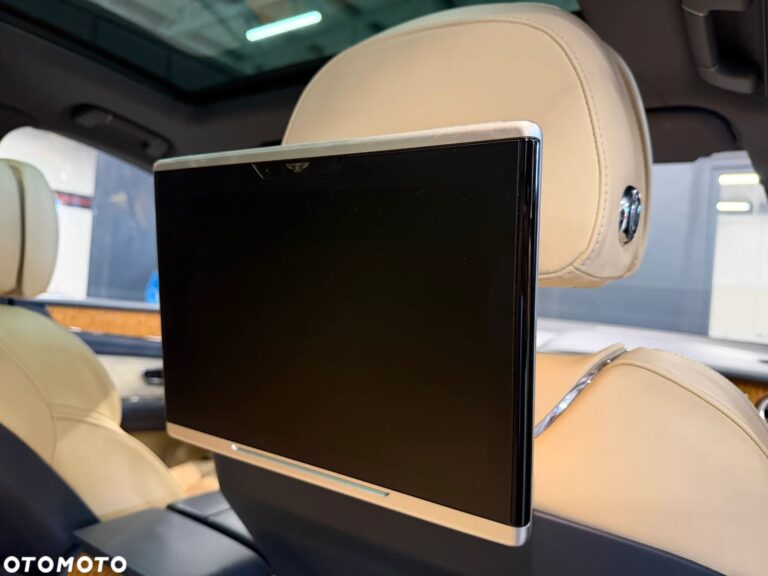 Bentley Bentayga W12 — zdjęcie 34