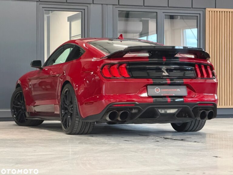 Ford Mustang — zdjęcie 8