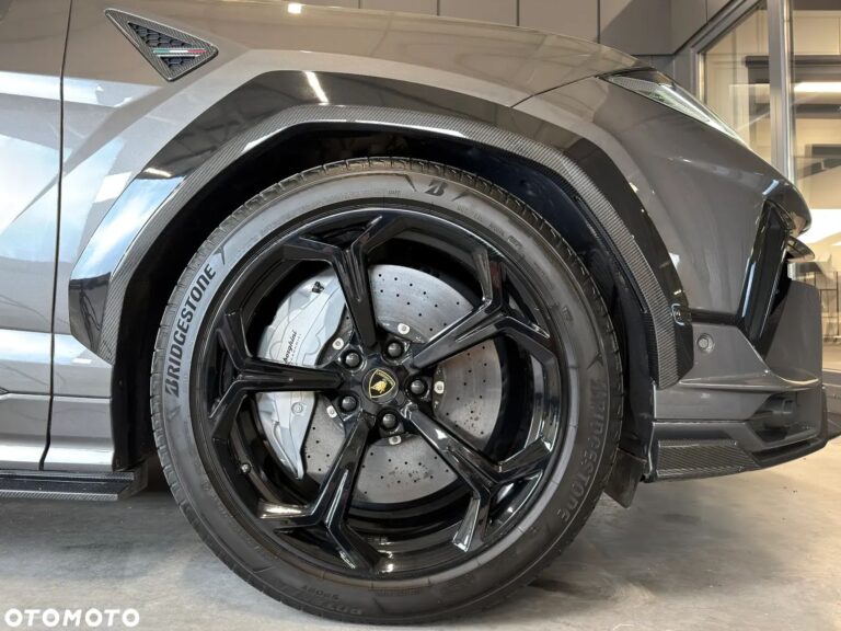 Lamborghini Urus — zdjęcie 10