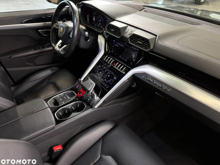 Lamborghini Urus — zdjęcie 27