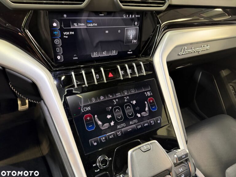 Lamborghini Urus — zdjęcie 31