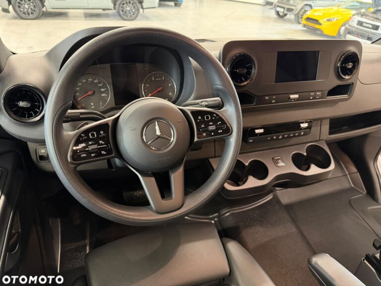 Mercedes-Benz Sprinter — zdjęcie 18