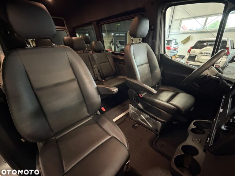 Mercedes-Benz Sprinter — zdjęcie 20