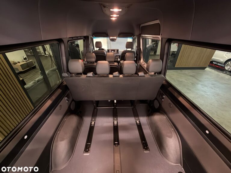Mercedes-Benz Sprinter — zdjęcie 25