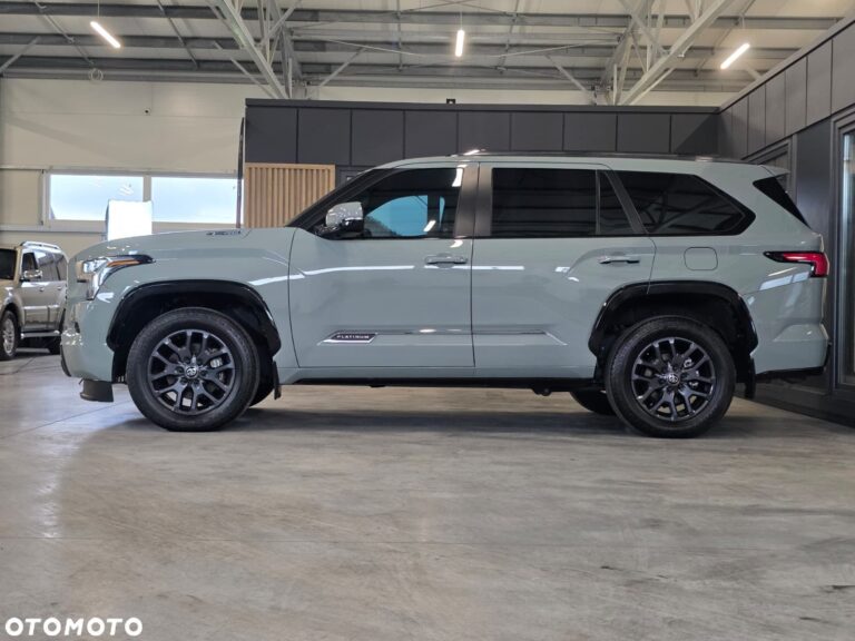Toyota Sequoia — zdjęcie 5