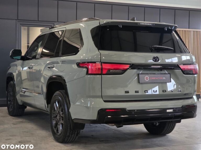 Toyota Sequoia — zdjęcie 7