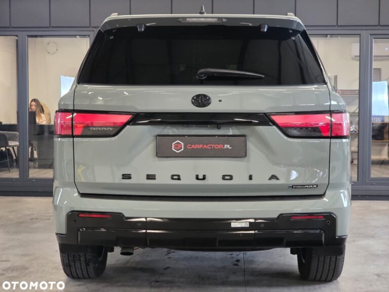 Toyota Sequoia — zdjęcie 9