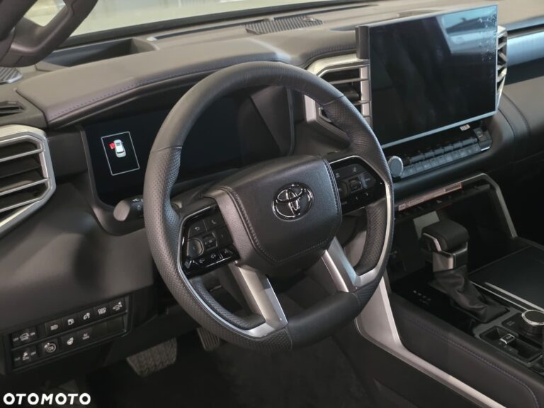 Toyota Sequoia — zdjęcie 19