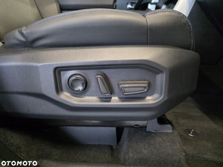 Toyota Sequoia — zdjęcie 22