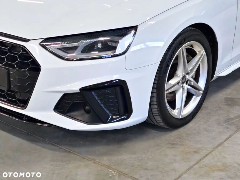 Audi A4 Avant 40 TDI quattro S tronic S line — zdjęcie 9