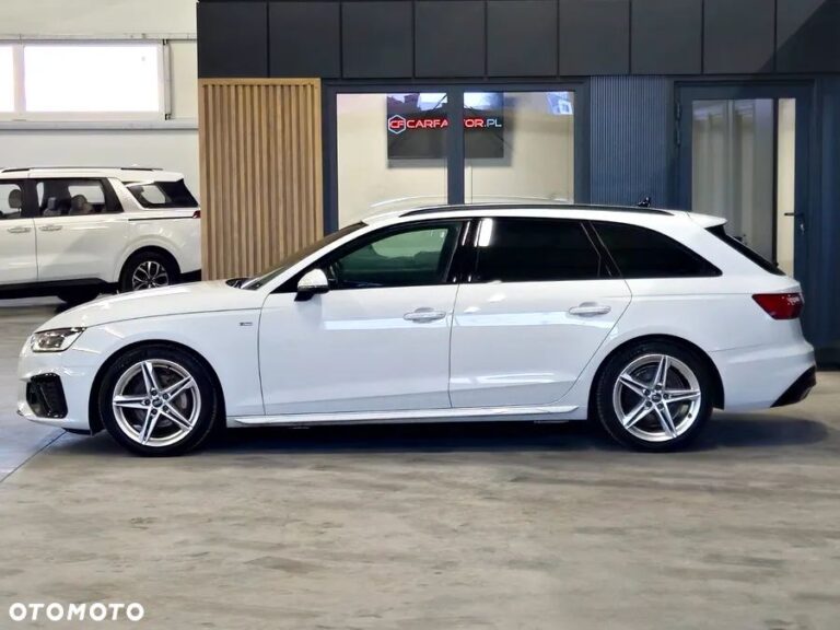 Audi A4 Avant 40 TDI quattro S tronic S line — zdjęcie 11