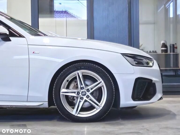 Audi A4 Avant 40 TDI quattro S tronic S line — zdjęcie 15