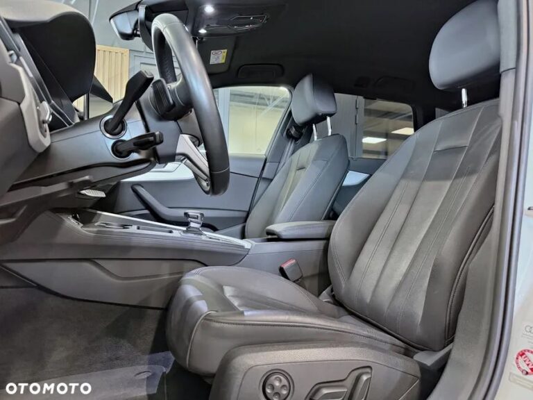 Audi A4 Avant 40 TDI quattro S tronic S line — zdjęcie 18