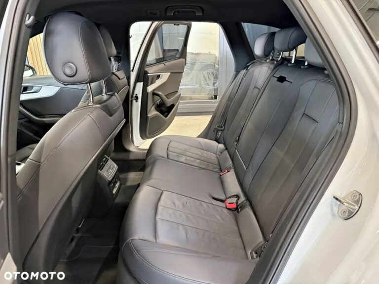 Audi A4 Avant 40 TDI quattro S tronic S line — zdjęcie 20