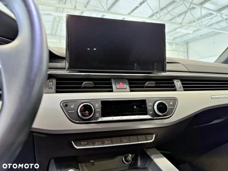 Audi A4 Avant 40 TDI quattro S tronic S line — zdjęcie 28