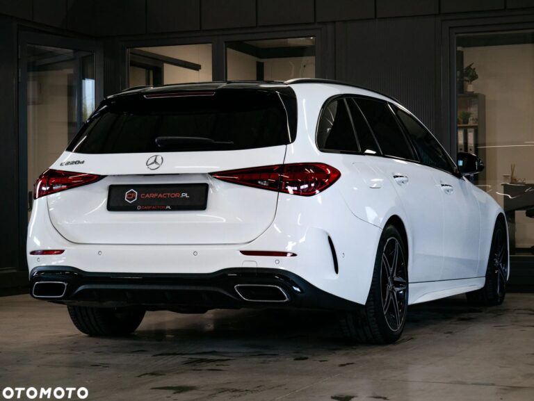 Mercedes-Benz Klasa C — zdjęcie 4