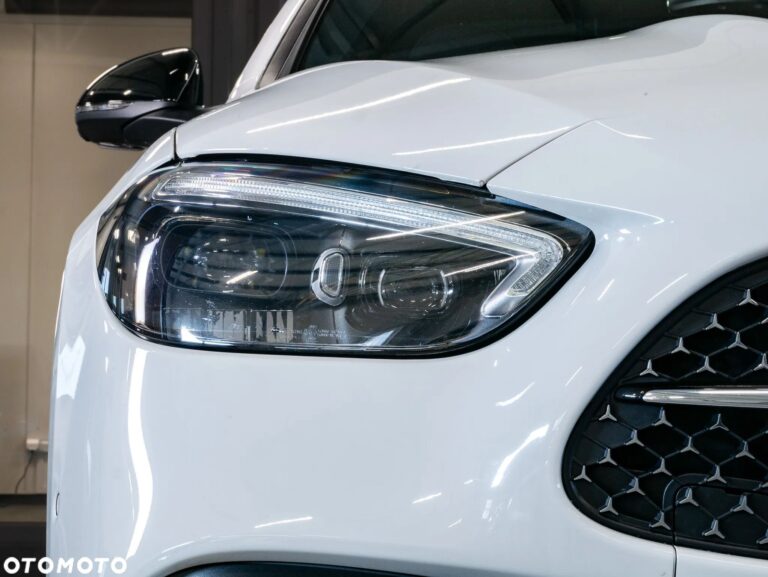 Mercedes-Benz Klasa C — zdjęcie 8