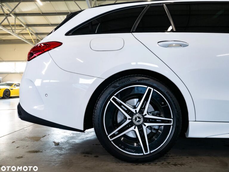Mercedes-Benz Klasa C — zdjęcie 10