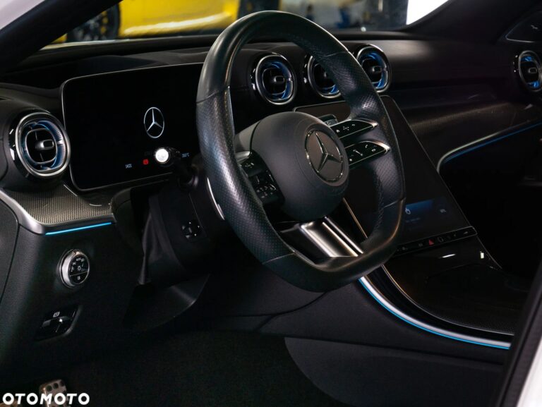 Mercedes-Benz Klasa C — zdjęcie 14